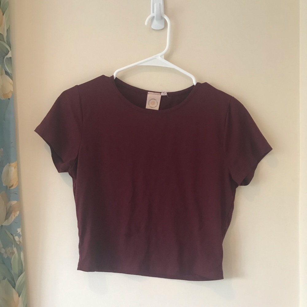 Small Maroon Cropped T-shirt